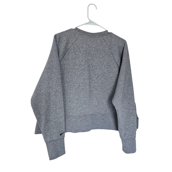 Nike Dri-Fit Embossed Logo Cropped Boxy Sweatshirt in Grey Size L - Picture 2 of 8